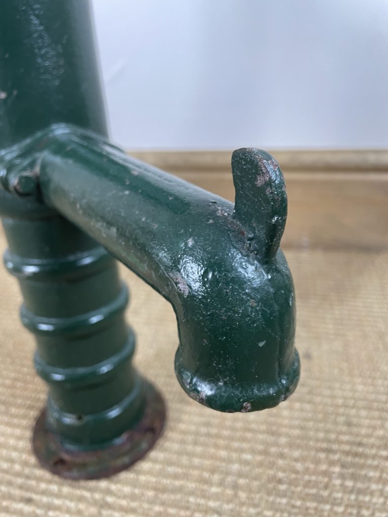 antique-green-pump