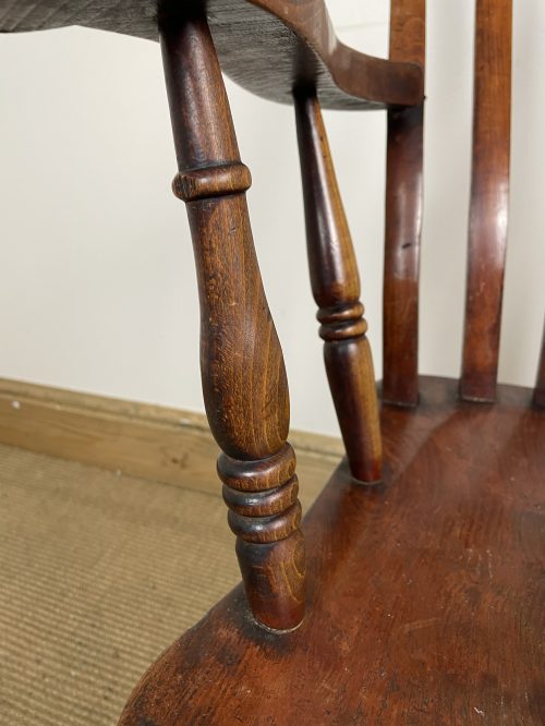 antique-windsor-chair