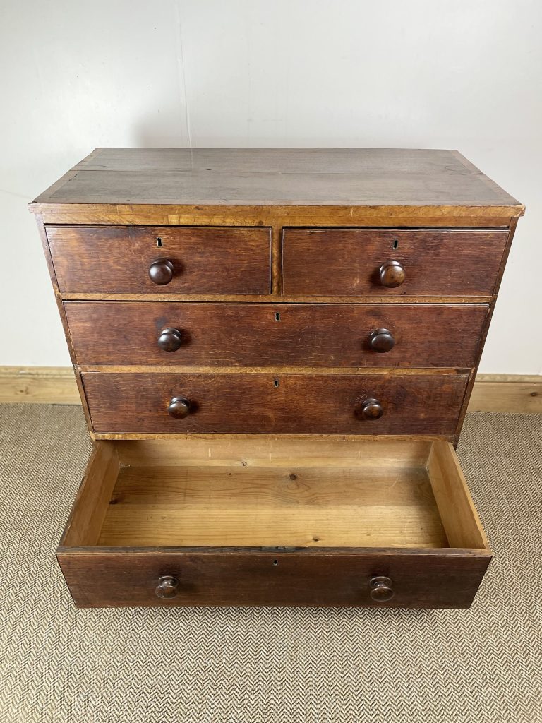 antique-georgian-oak-chest-of-drawers