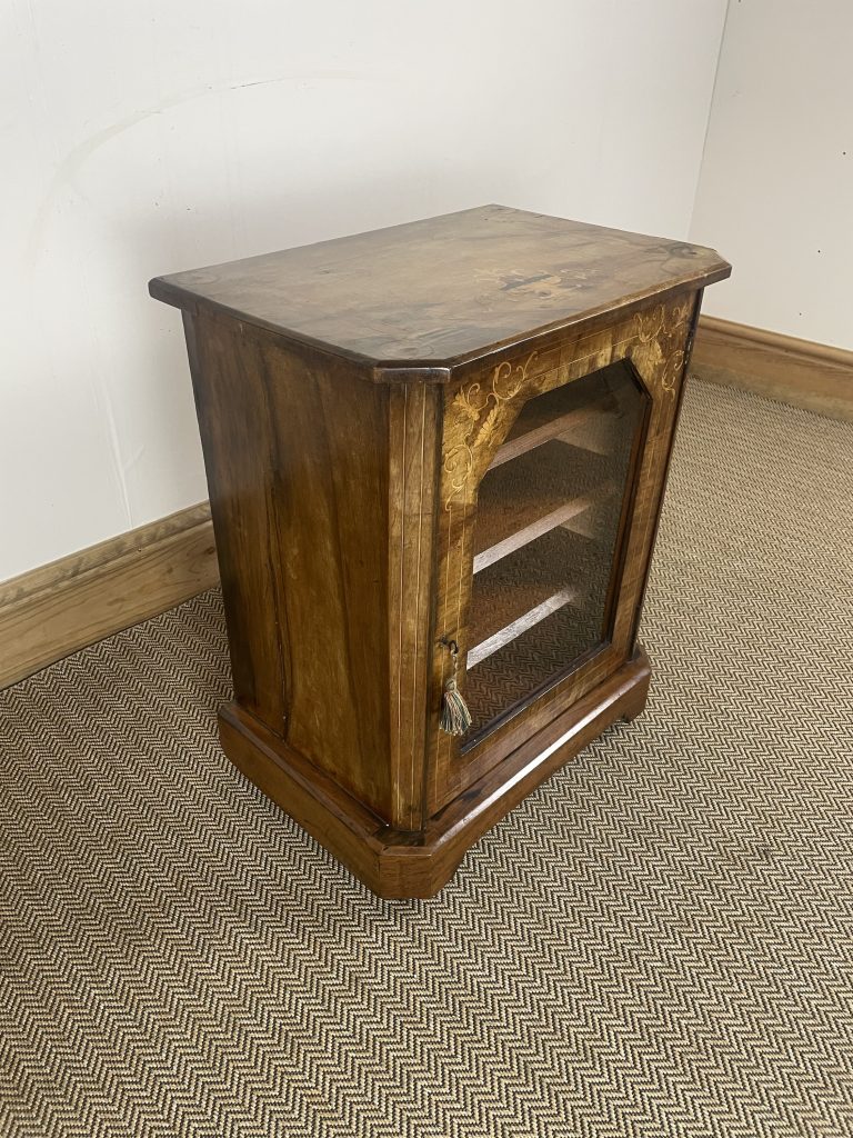 antique-display-cabinet
