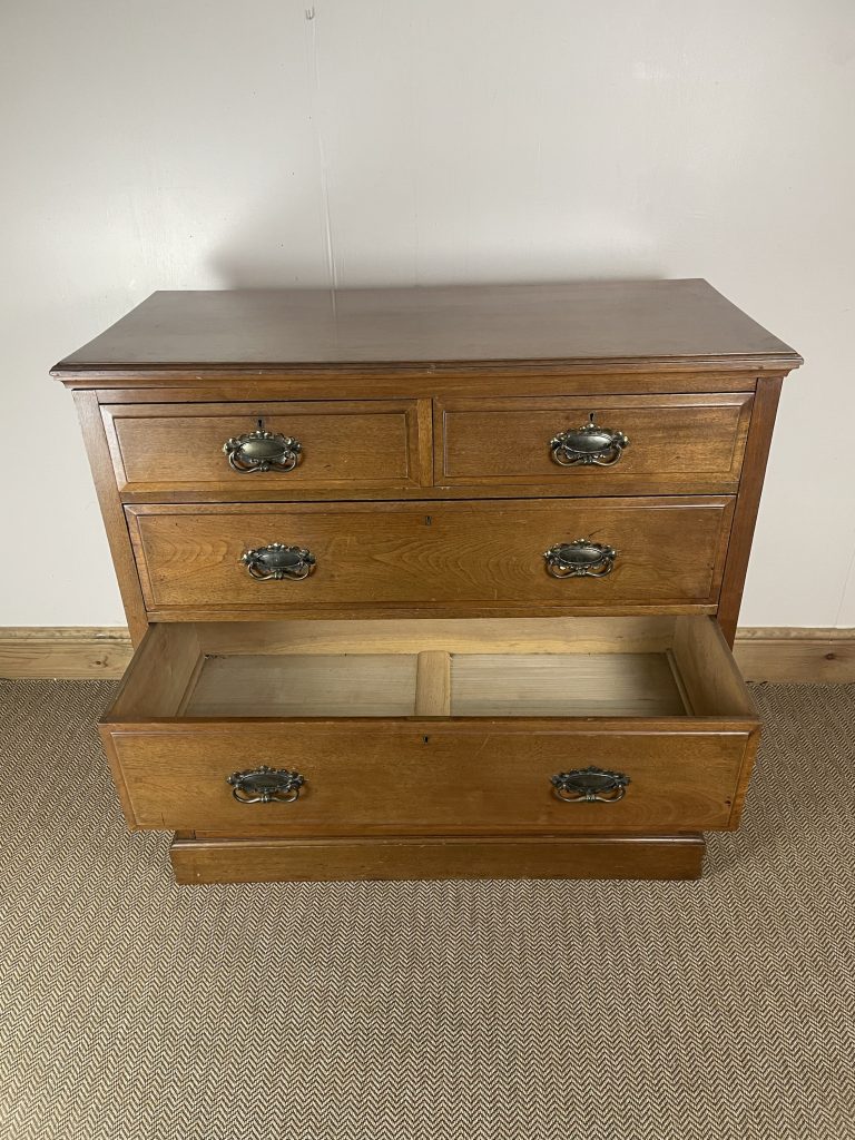 oak-chest-of-drawers