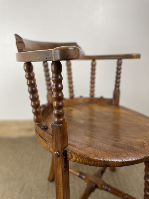 antique-bobbin-smokers-bow-captains-chair