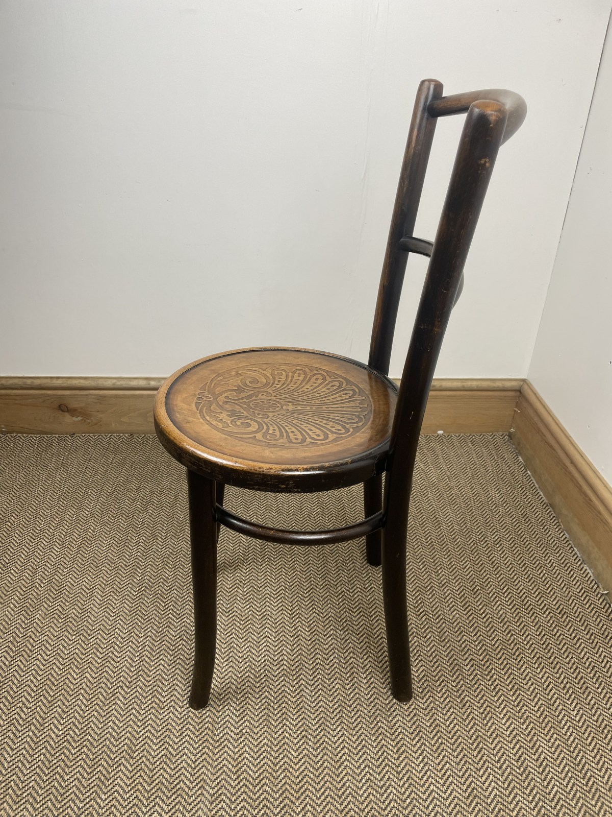 19c-antique-bentwood-kitchen-chair