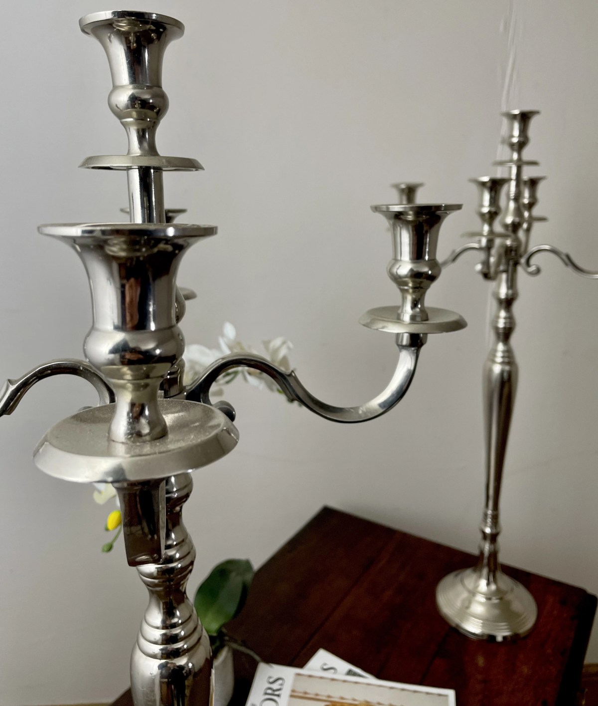 silver-candle-sticks