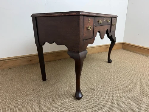 vintage-wood-dressing-table
